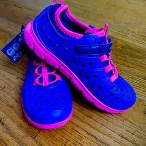 Stride Rite Phibian